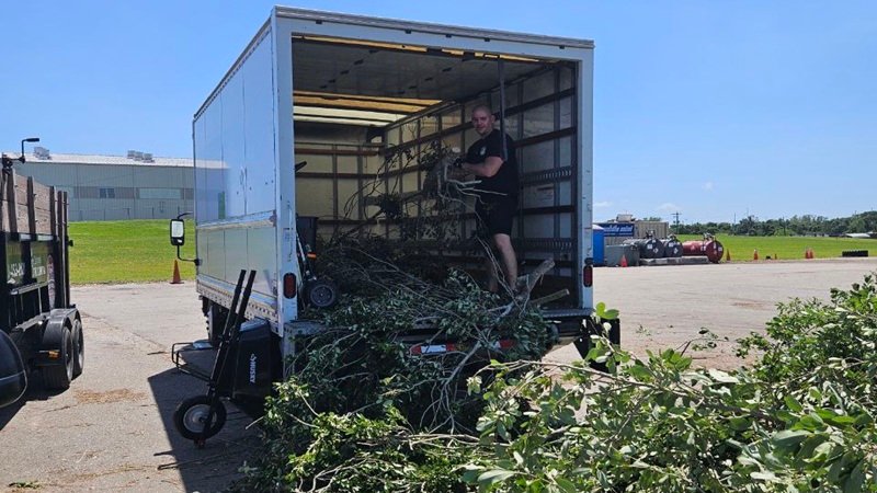 Yard Waste & Storm Debris