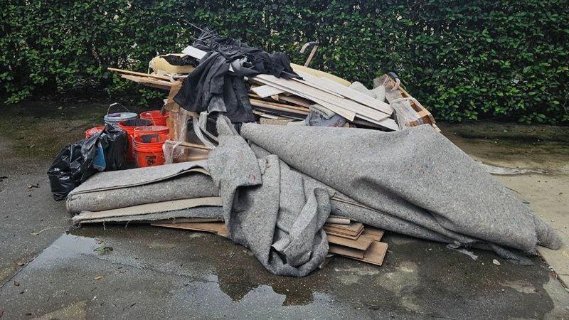 Construction Debris Removal in Tampa